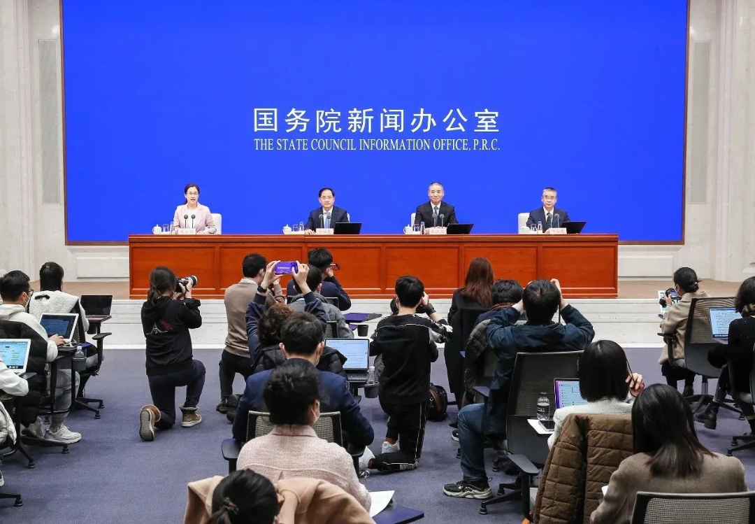 【權(quán)威部門話開局】加大信息化和工業(yè)化融合發(fā)展 推動(dòng)新型工業(yè)化